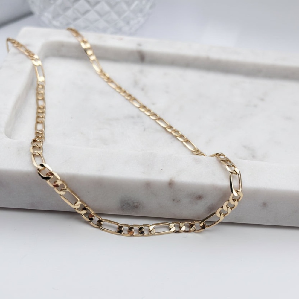 Elegant Gold Chain Necklace